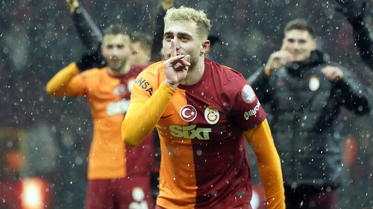 Galatasaray ın parlayan yıldızı Barış Alper Yılmaz zammı kaptı TGRT