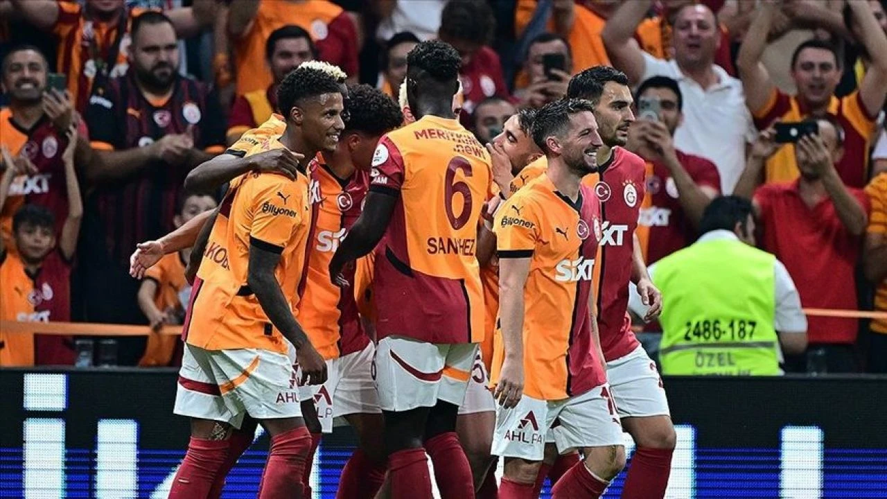 Galatasaray Tottenham Ma Kadrosu G Ndem Oldu Muhtemel Ler Tgrt Haber