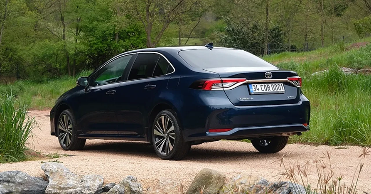 toyota corolla kasim 2025 fiyat listesi