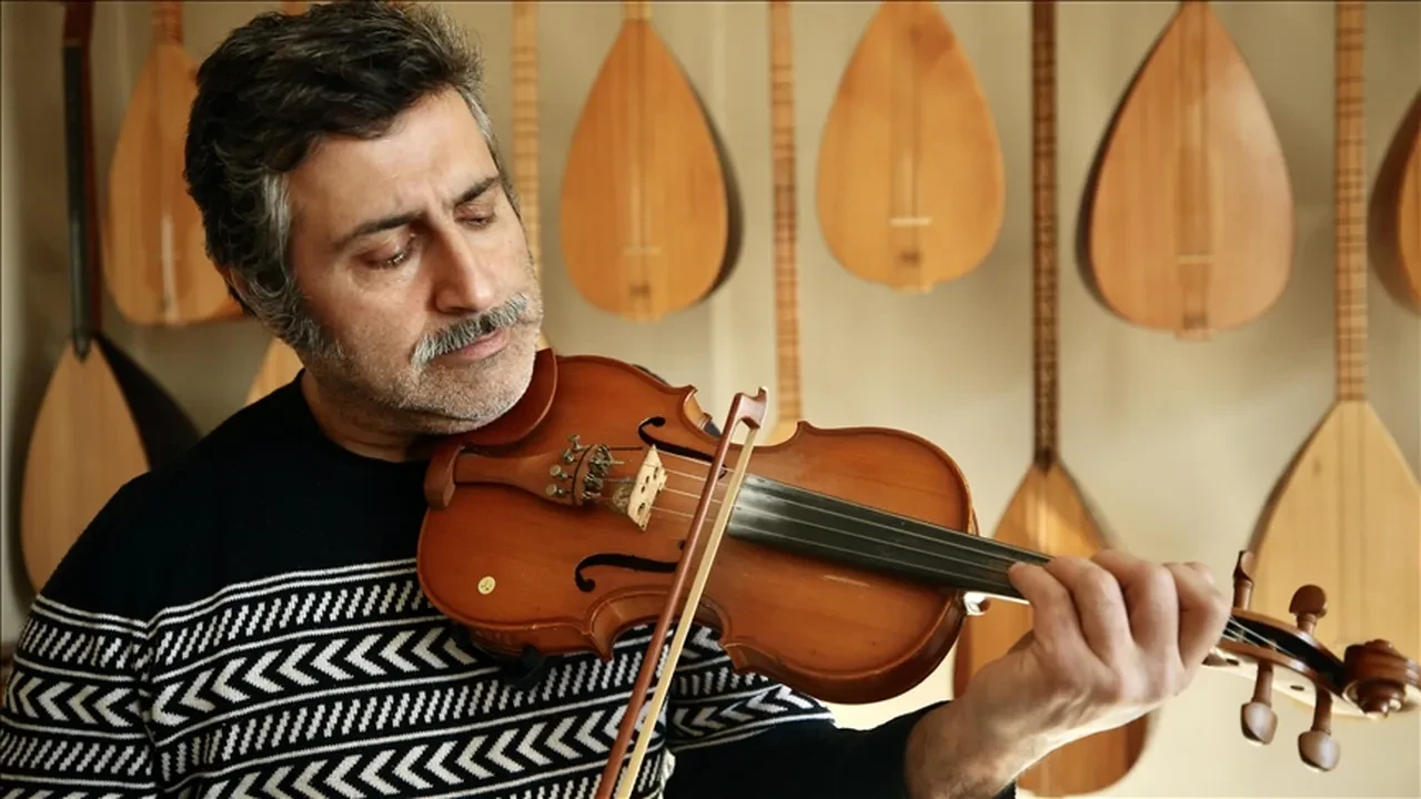 ENSTRÜMAN ÇALMAK VE MÜZİKAL KOORDİNASYON