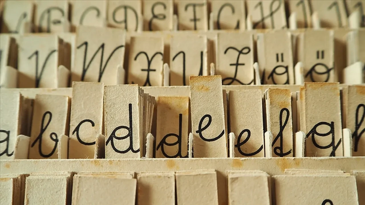 YENİ BİR DİL ÖĞRENMEK: BEYNİN EN GÜÇLÜ ANTRENMANI