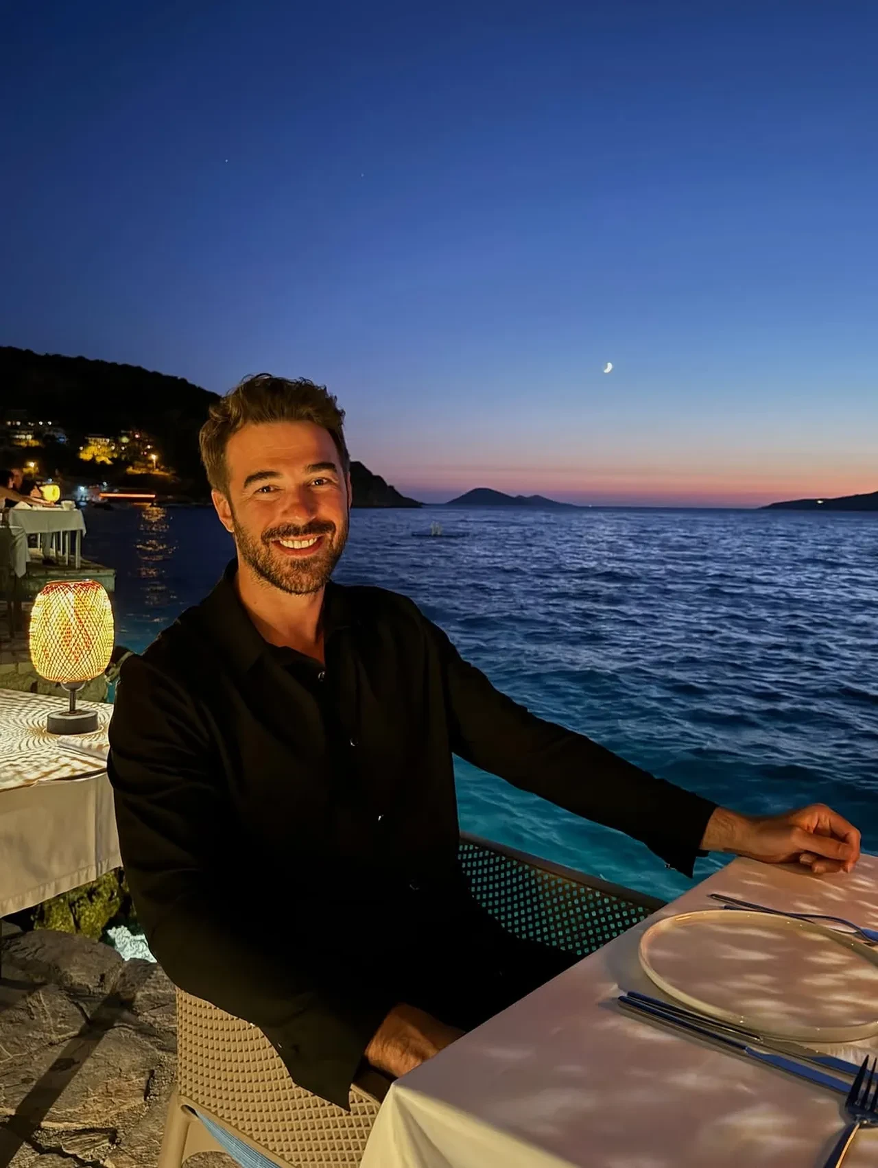 Türkiye’nin en yakışıklı oyuncuları listelendi! Bu kez sıralamayı yapay zeka yaptı: Zirvede bakın hangi isim yer aldı