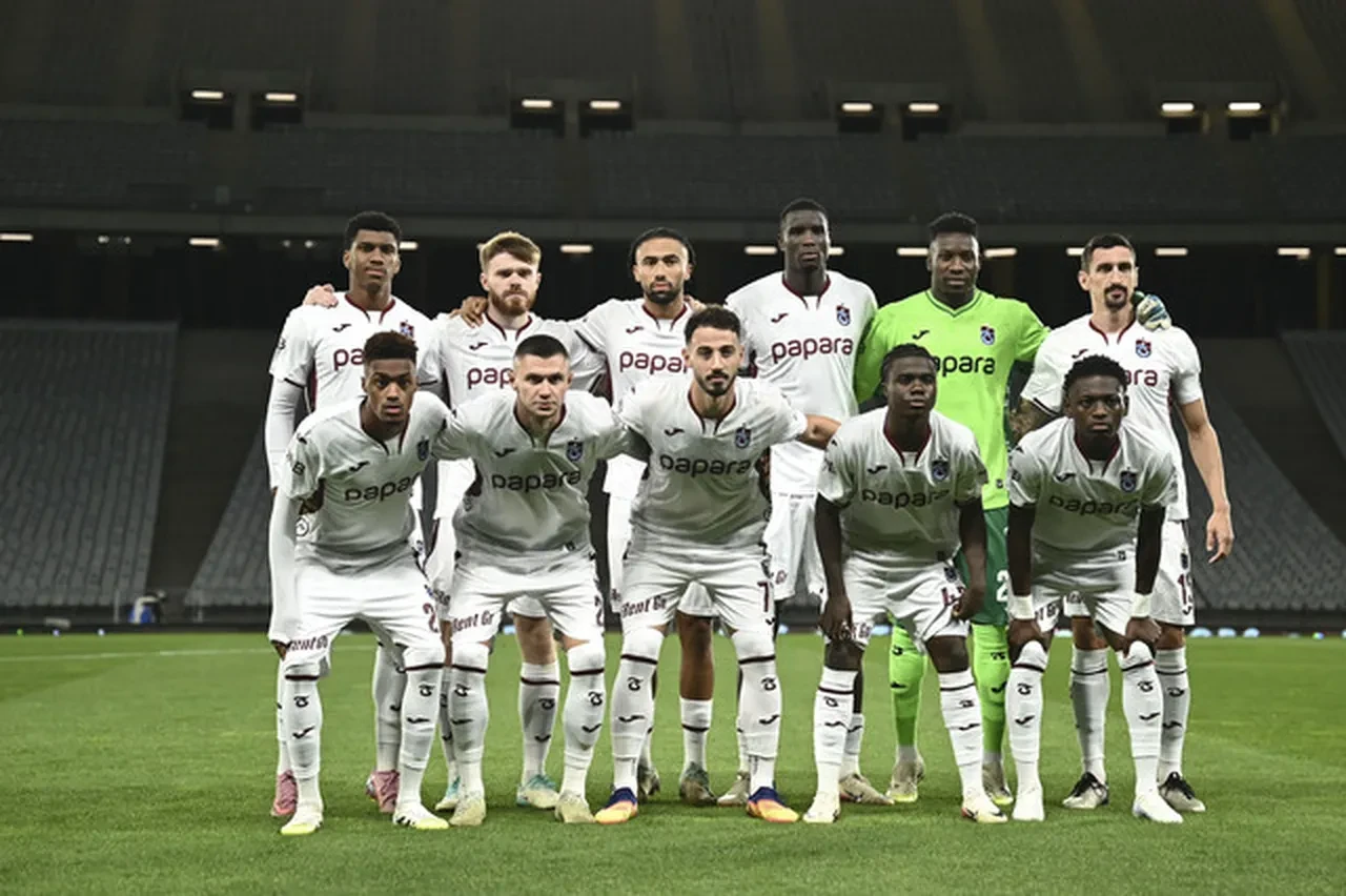 3. TRABZONSPOR: 67 PUAN (ŞAMPİYONLUK ŞANSI: %1.6)