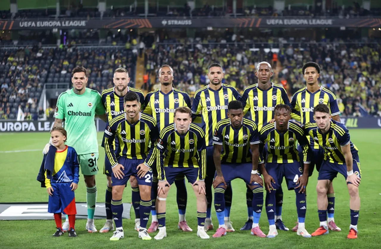 2. FENERBAHÇE: 79 PUAN (ŞAMPİYONLUK ŞANSI: %27.3)