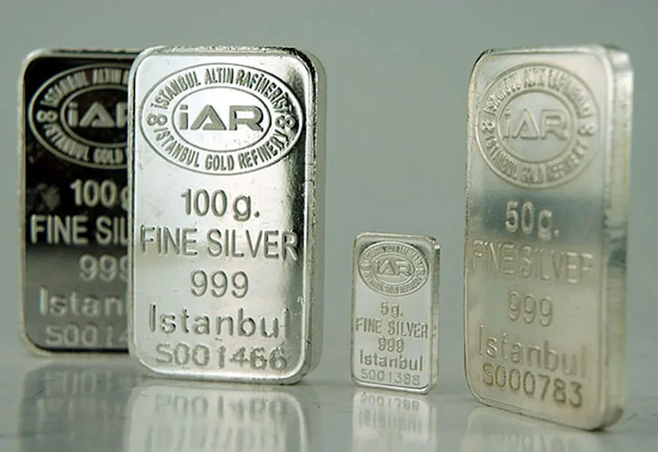 Gümüşten yeni rekor! Tahminler altüst oldu