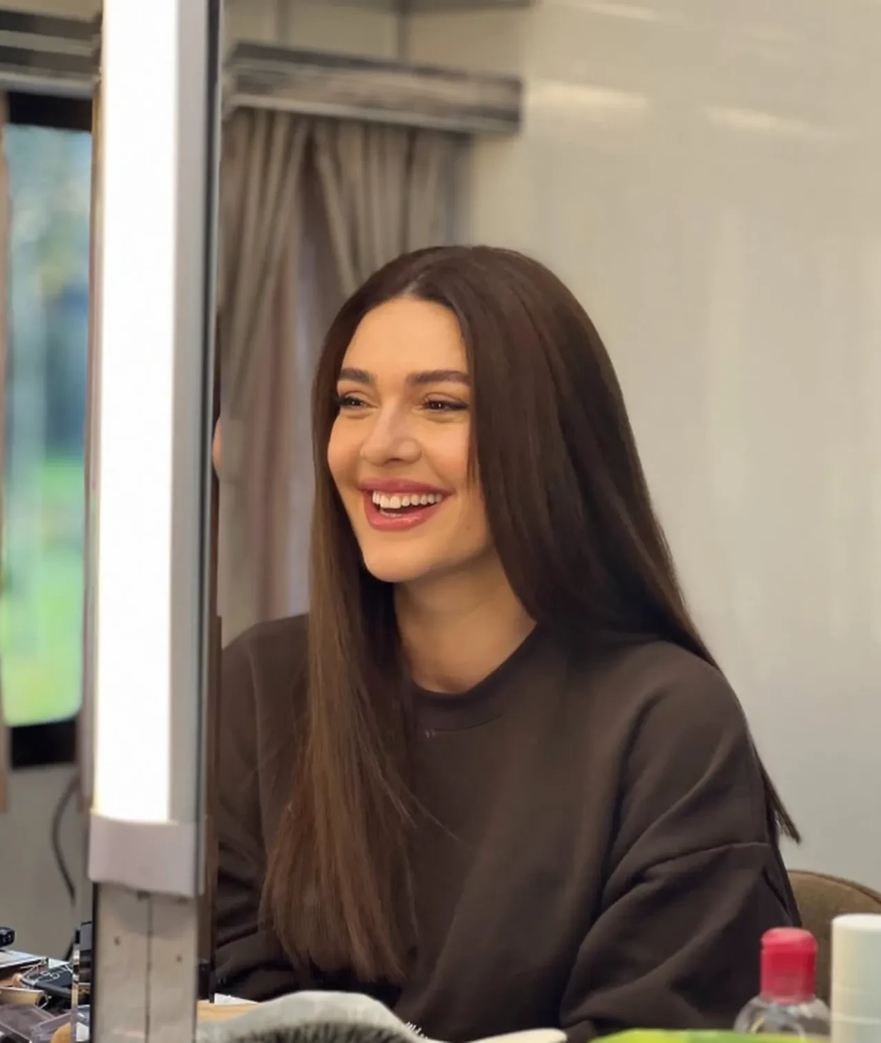 Türkiye’nin en güzel kadın oyuncuları seçildi! Yapay zekaya göre bakın hangi ünlü kadın ilk sırada yer aldı