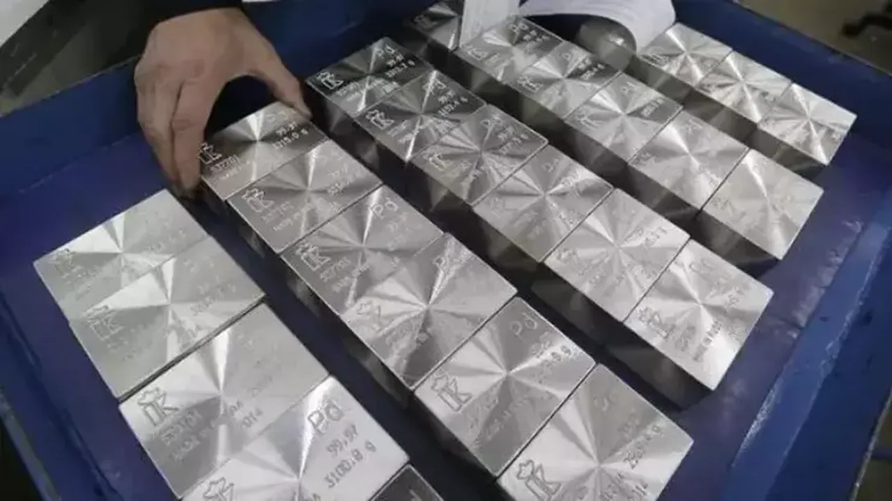 Beyaz metaller bu yıl para bastı