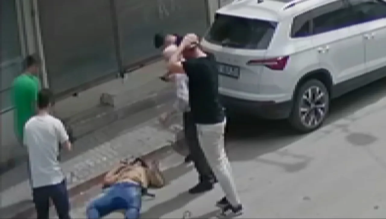  Sokakta görenler ‘Sen ölmedin mi?' diye soruyor3