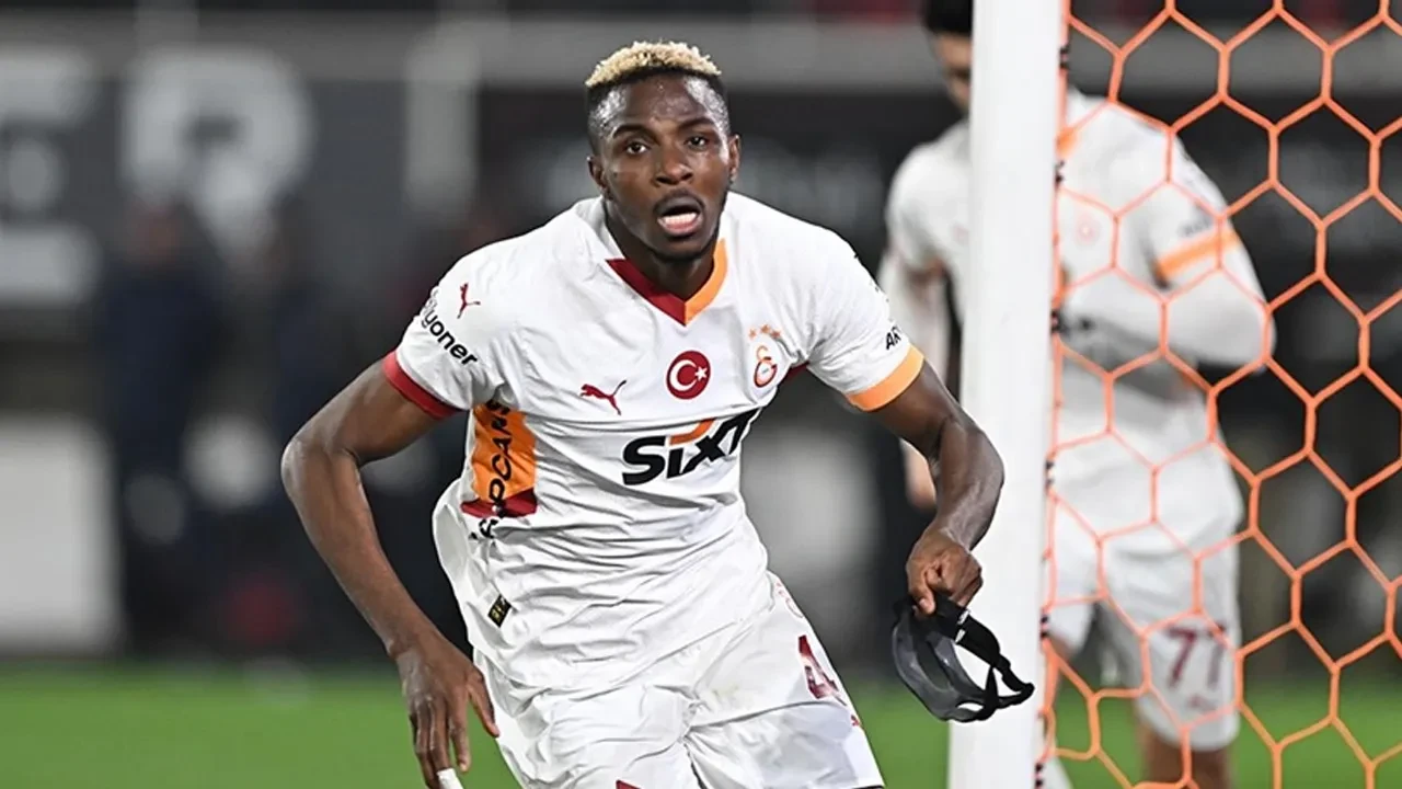 Victor Osimhen 3