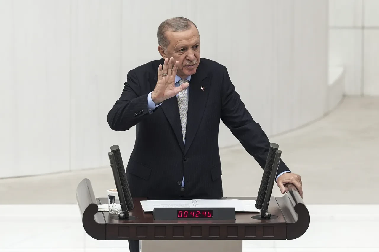 Cumhurbaşkanı Erdoğan'dan TBMM'de sürpriz görüşme!