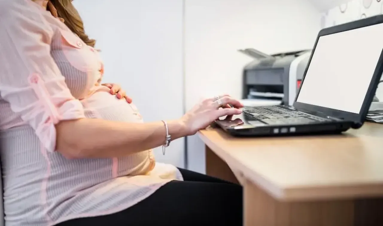Doğum izni süreleri artıyor! Düzenlemede sona gelindi: İşte anne ve babaların izin süreleri