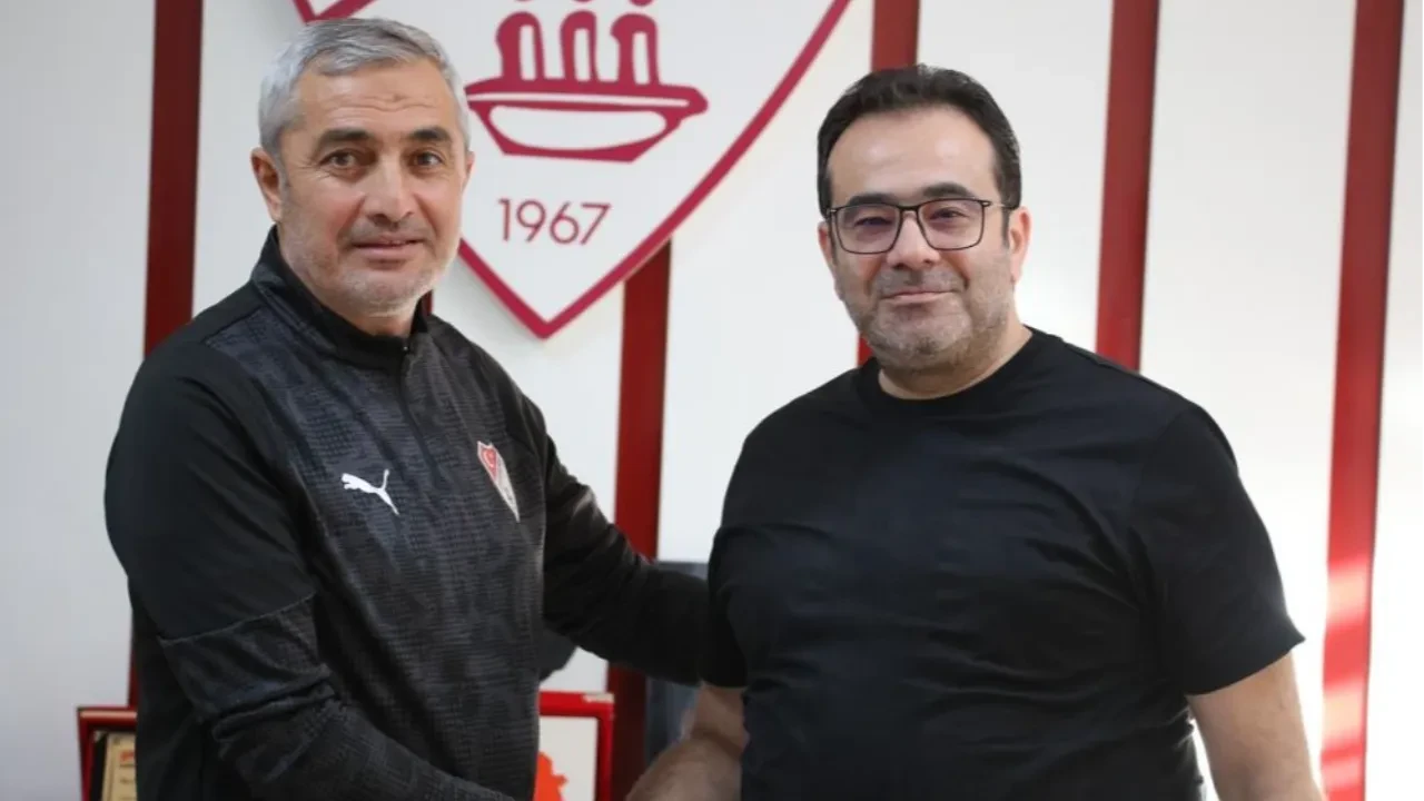 Elazığspor'da Mustafa Sarıgül dönemi başladı!