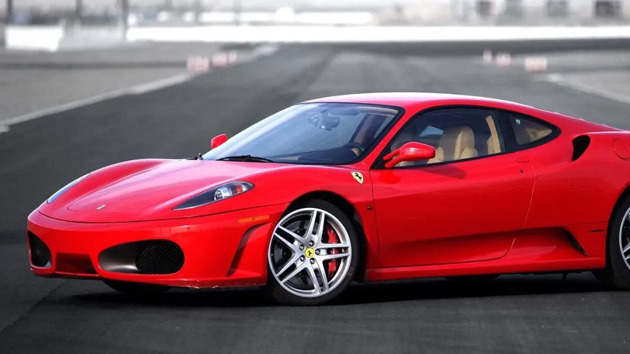 Ferrari'yi bile dolandırdılar! Test sürüşü makyajıyla büyük vurgun 