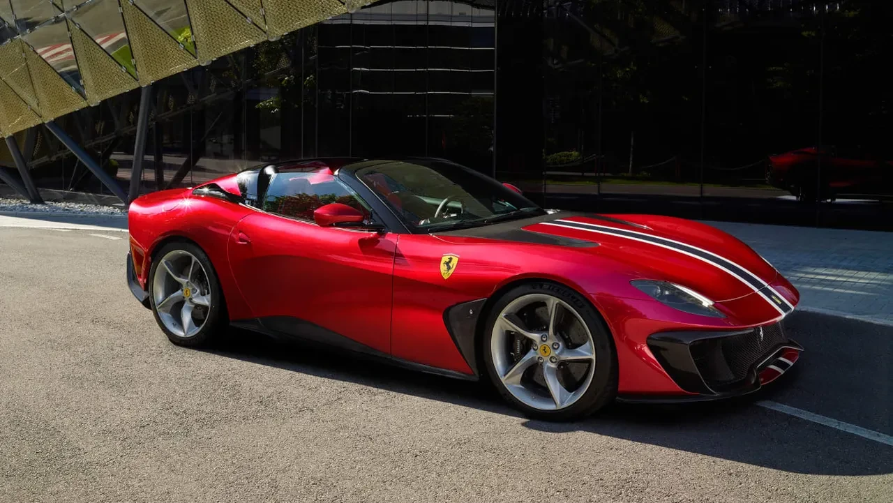 Ferrari'yi bile dolandırdılar! Test sürüşü makyajıyla büyük vurgun 