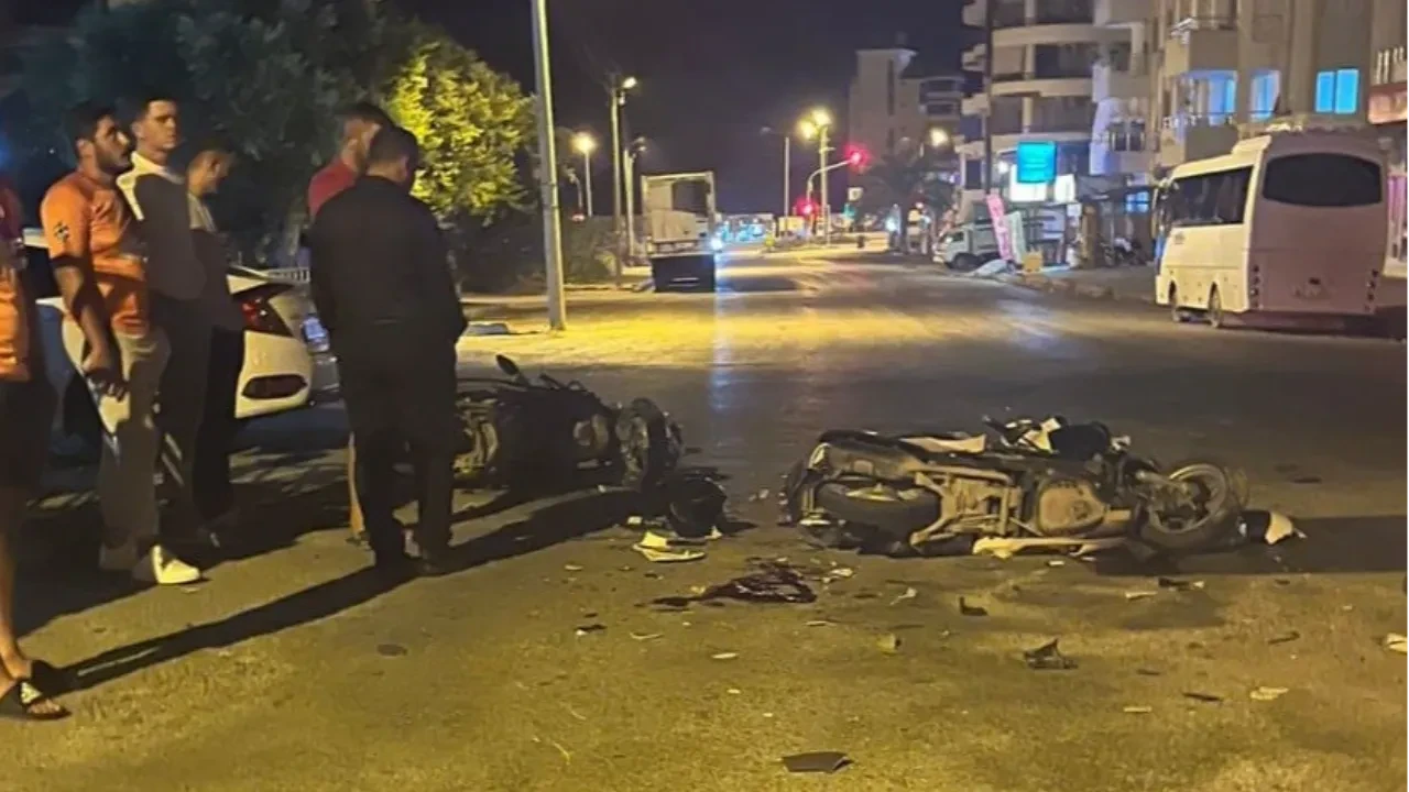 İki motosikletli kafa kafaya çarpıştı! Feci kaza yürek hoplattı