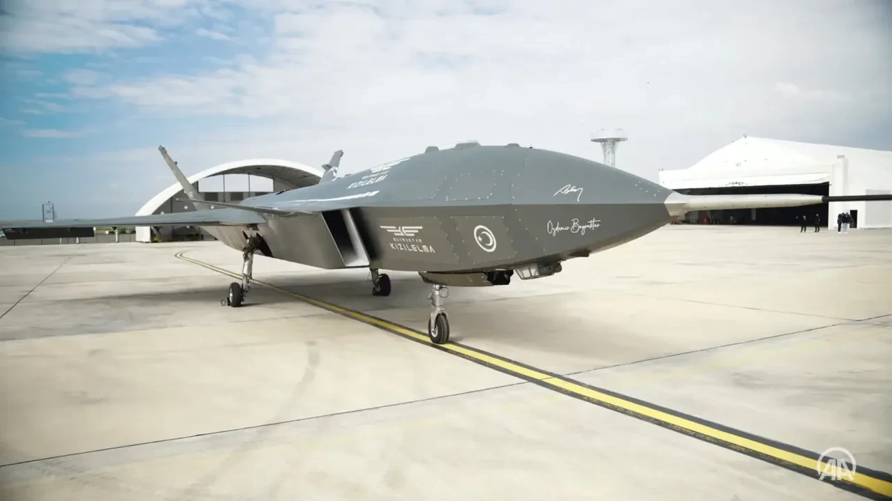 Milli gururumuz KIZILELMA'dan bir başarı daha 