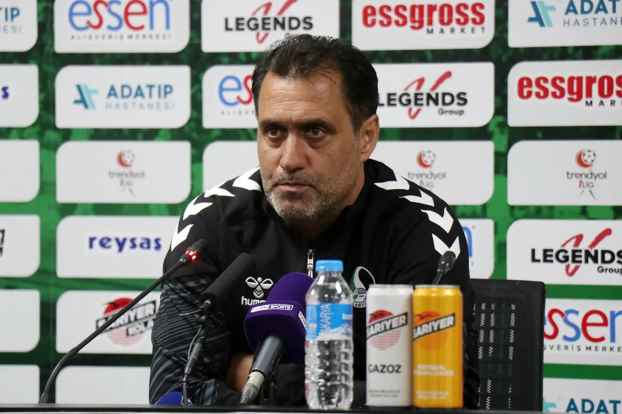 Sakaryaspor Teknik Direktörü Sütlü’den kural hatası açıklaması
