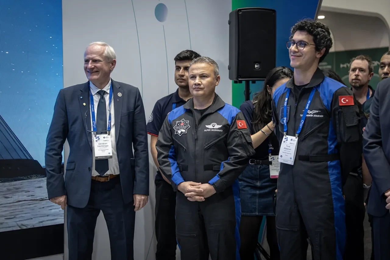 Uluslararası Uzay Kongresi'nde Türkiye vizyonu dünyaya anlatıldı