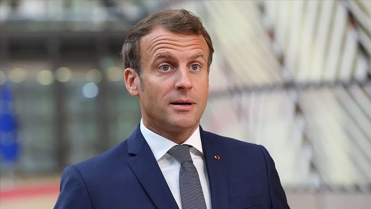 Fransa'da hükümet krizi! Macron istifa eden Lecornu'ya başbakan olarak atadı