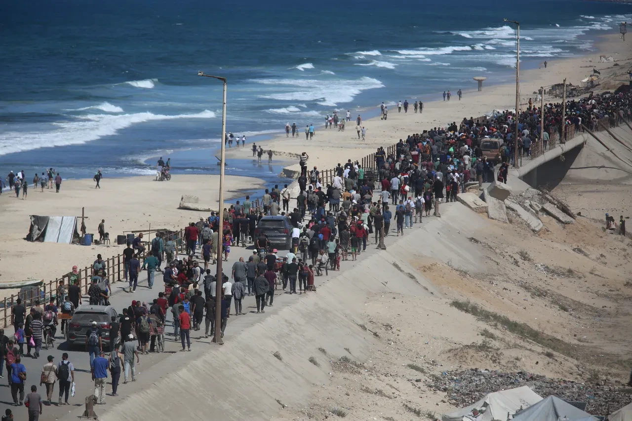 Gazze'de tarihi görüntüler! Binlerce Filistinli evlerine dönüyor: Kısmi çekilme tamamlandı