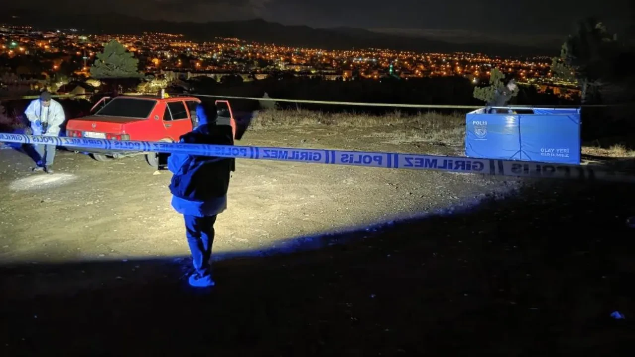 Hapis cezasını öğrendi otomobilinin kenarında ölü bulundu!