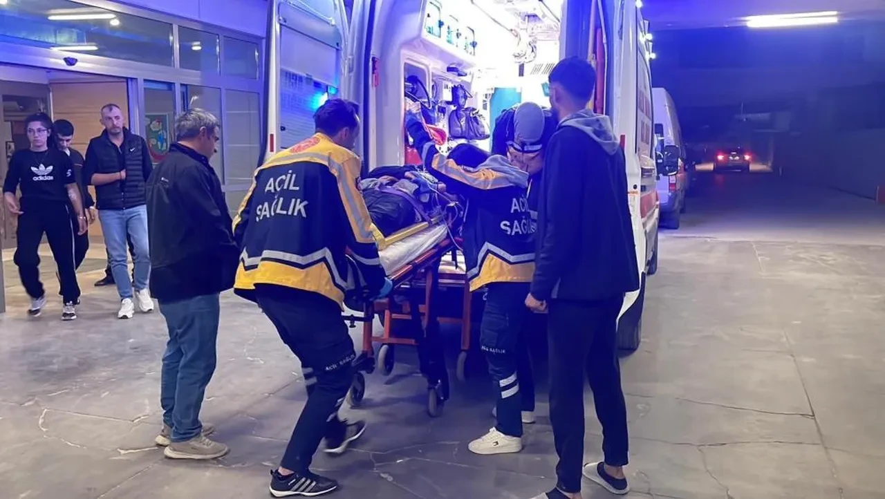 Hastane şantiyesinde bıçaklı kavga: Ortalık savaş alanına döndü!