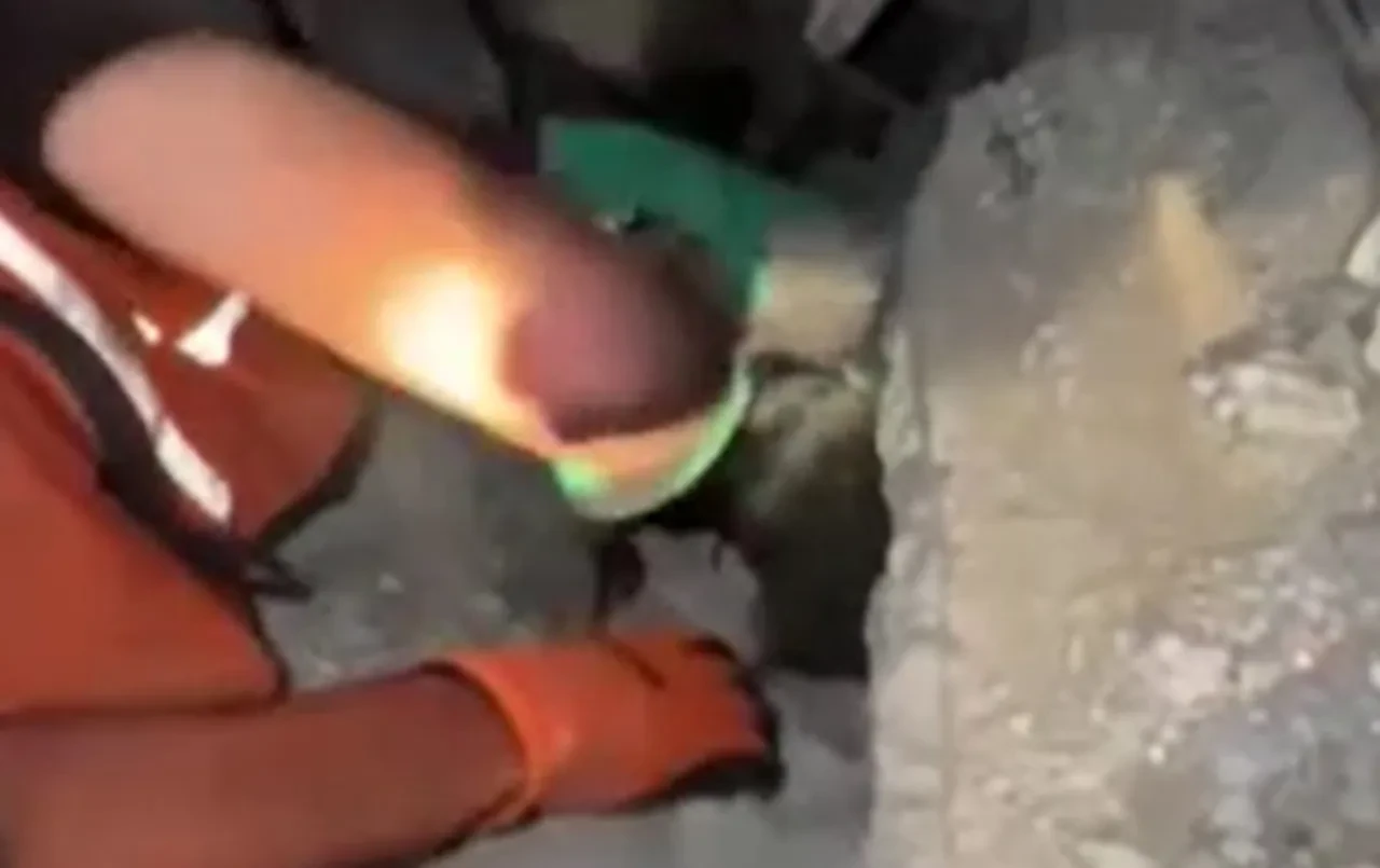 İsrail anlaşmaya rağmen Gazze'yi bombaladı: Çok sayıda ölü var