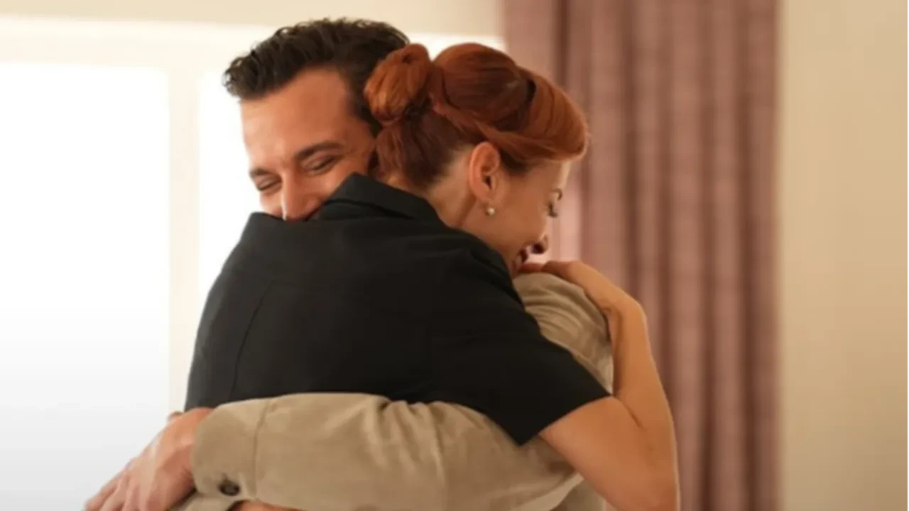 Kıskanmak dizisinde Özgü Namal'a yeni partner geliyor 