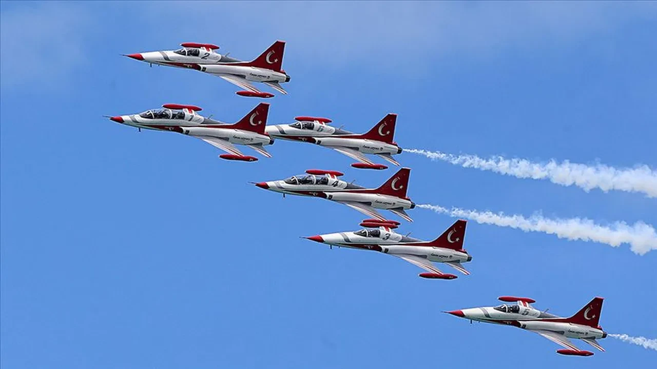 Mudanya Türk Yıldızları gösteri uçuşu ne zaman, saat kaçta, nerede? 11 Ekim Türk Yıldızları Bursa gösterisi
