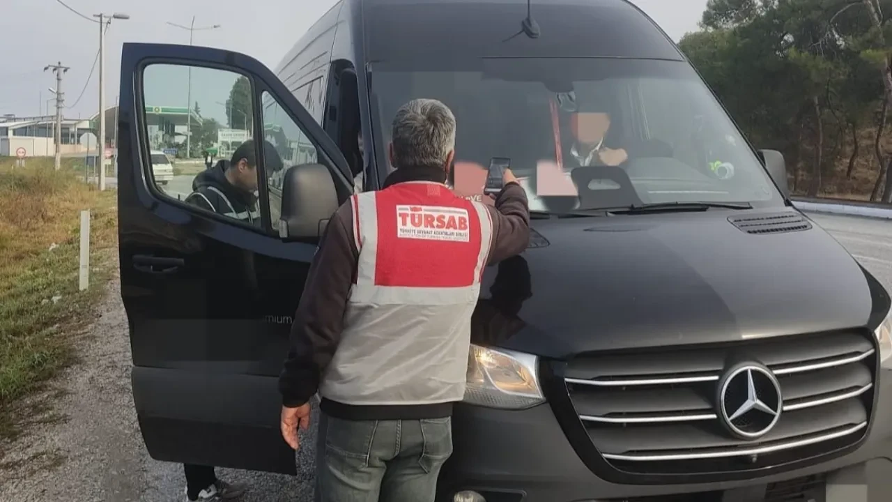 Pamukkale’de kaçak tur ve belgesiz rehberlere sıkı denetim