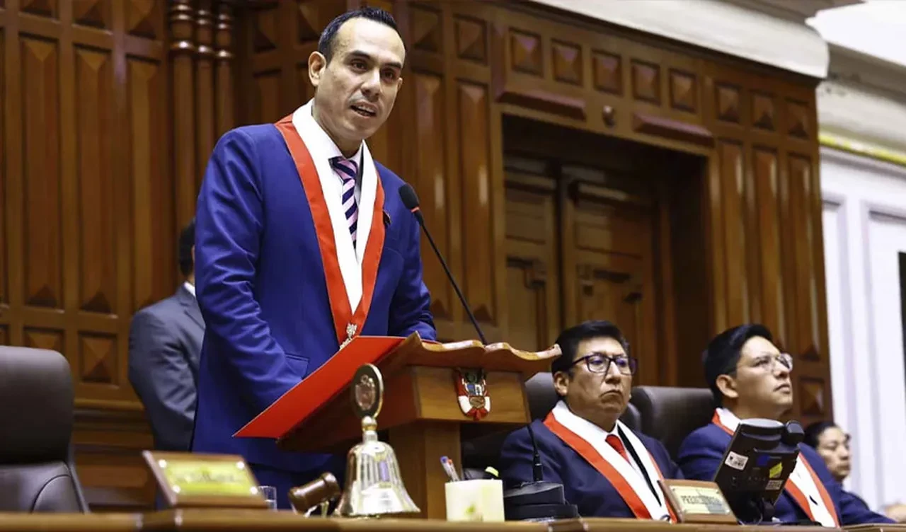 Peru siyasetinde hareketli saatler! Cumhurbaşkanı Dina Boluarte görevden alındı