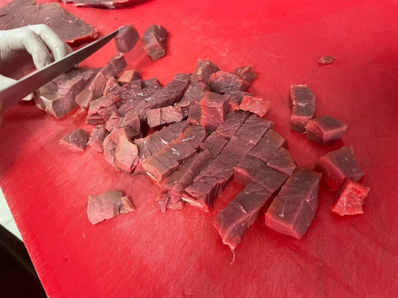 Vatandaşın beklediği haber geldi: Kırmızı etin ateşi düşüyor!