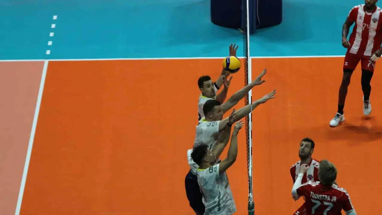 Ziraat Bankkart ve Fenerbahçe Medicana maçı hangi kanalda yayınlanıyor? Finalistler belli oldu