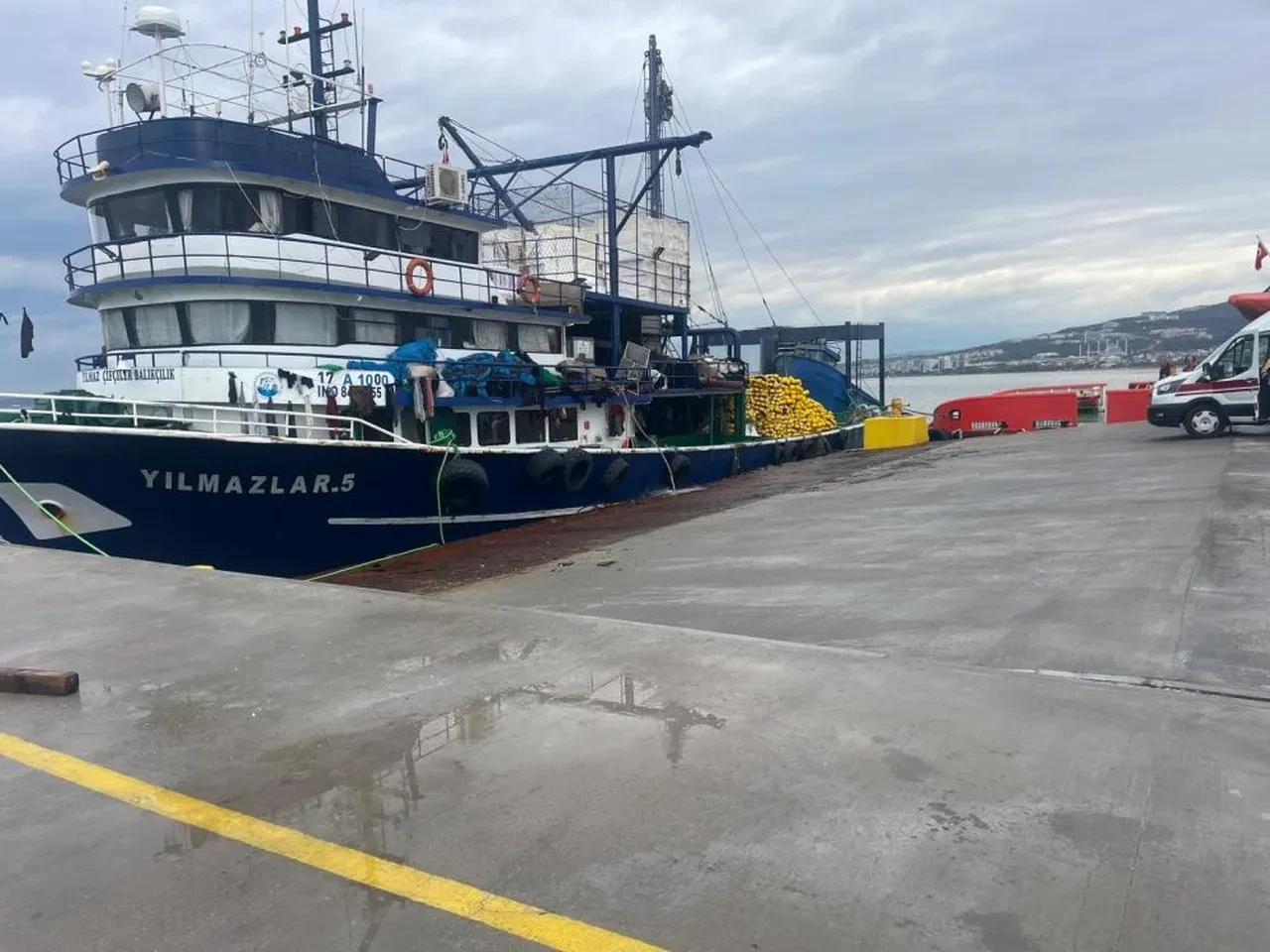 Çanakkale'de can pazarı! Balıkçı teknesi battı: Can kayıplar var