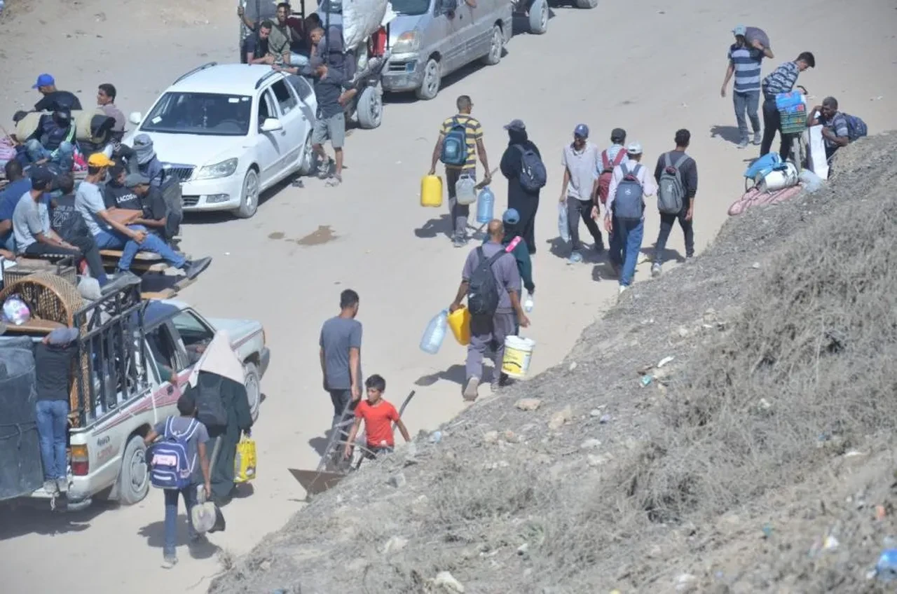 Gazze'ye geri dönüş başladı: Evlerine dönen Filistinliler kalıcı çözüm bekliyor