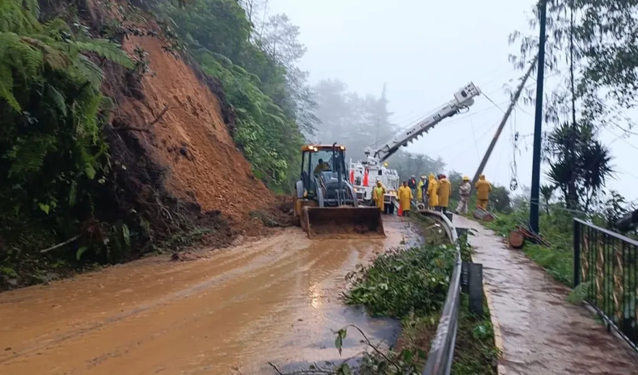 Meksika'da sel felaketi! Çok sayıda ölü var