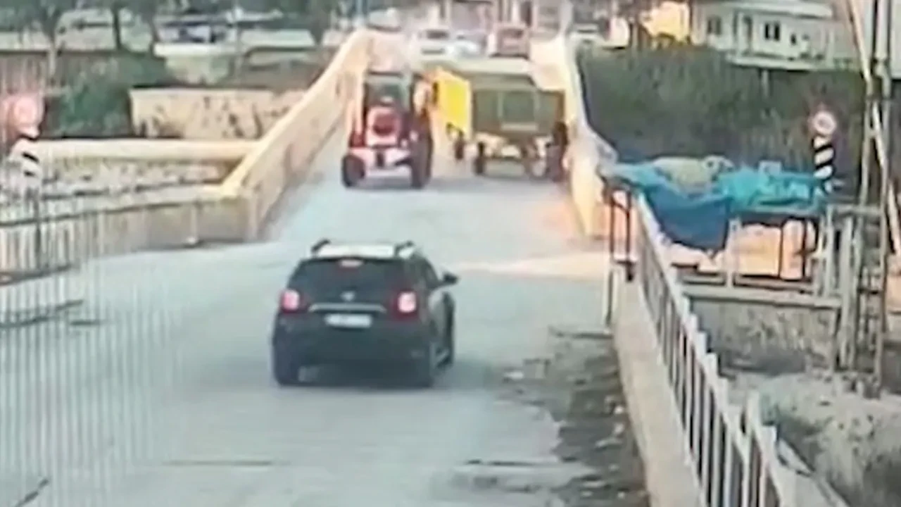 Traktörden ayrılan römorkun çarptığı kişiden acı haber