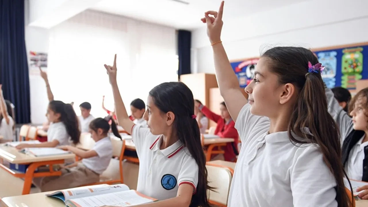 Tüm öğrencileri ilgilendiriyor! Pazartesi günü bütün okullarda uygulanacak