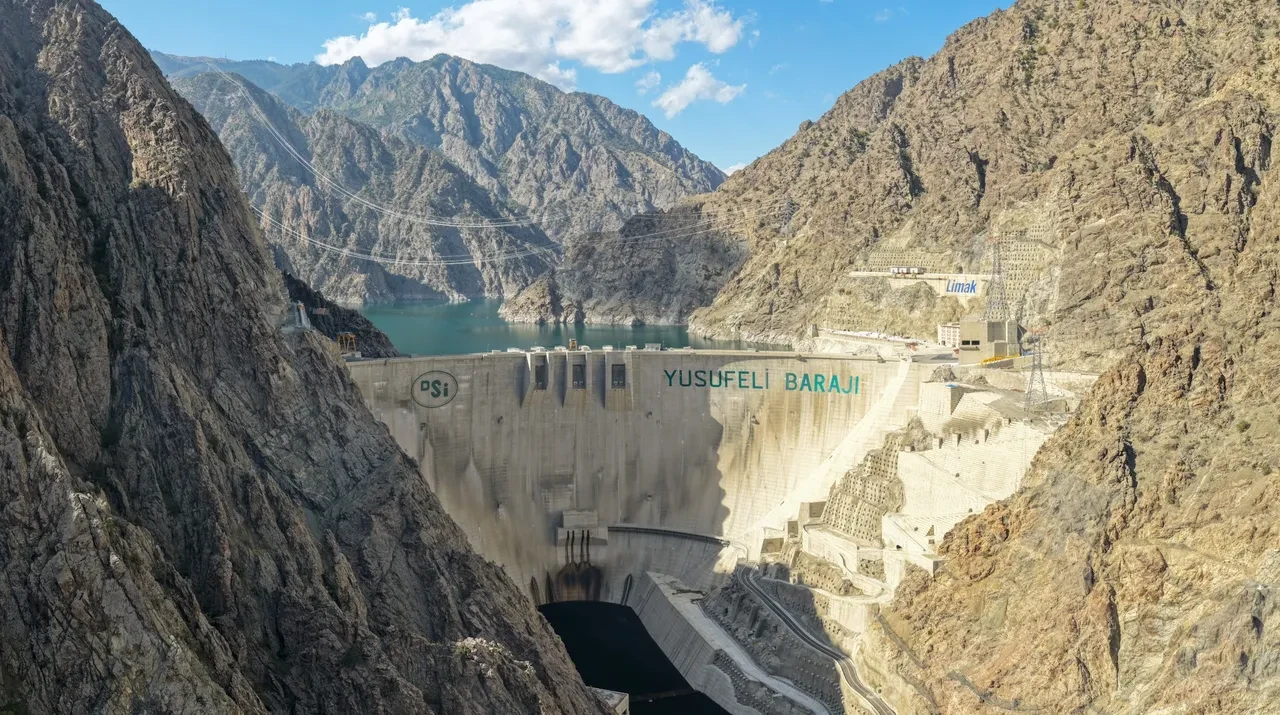 Yusufeli HES rekor kırdı: 3 yılda 3,4 milyon megavatsaatlik elektrik