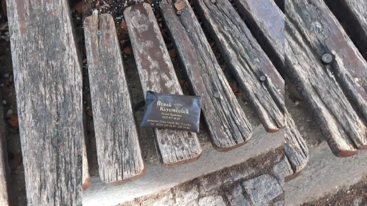 Altın dolu çanta bulan temizlik görevlisi bakın ne yaptı! Ödül olarak öyle bir şey verdiler ki