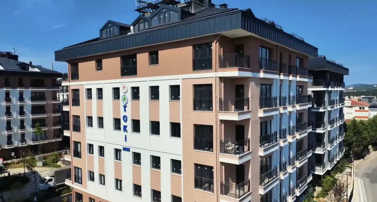 Bakan Kurum paylaştı! 'Yarısı Bizden' kampanyasında örnek dönüşüm 