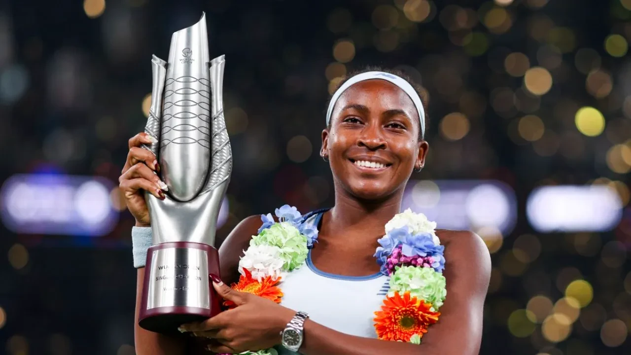 Coco Gauff 2025 WTA Wuhan Açık'ta şampiyon oldu: Turnuva tarihinin en genç finalistiydi!