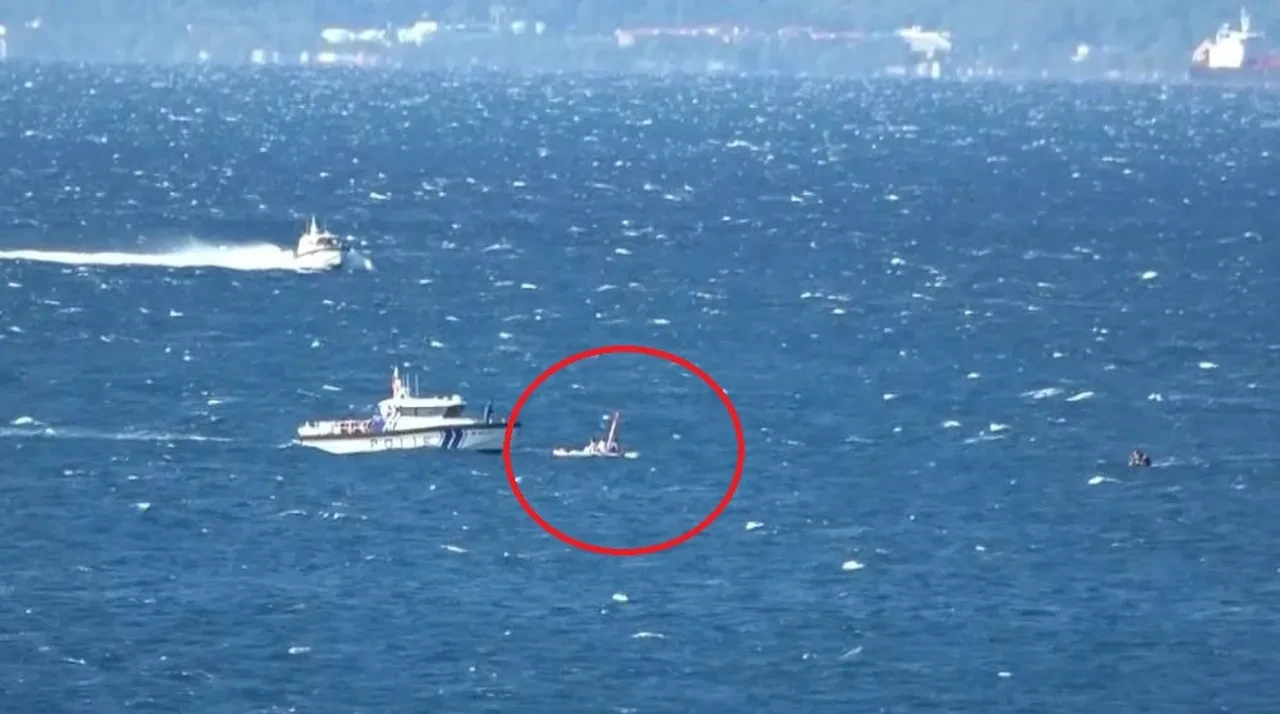 Denizin ortasında can pazarı! Metrelerce sürüklendiler, birbirlerine sarılı halde bulundular