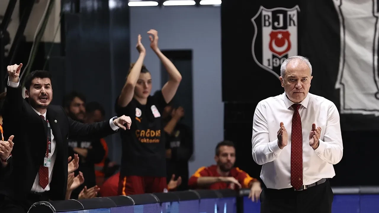 Galatasaray Beşiktaş'ı devirdi: Derbide deplasman galibiyeti!