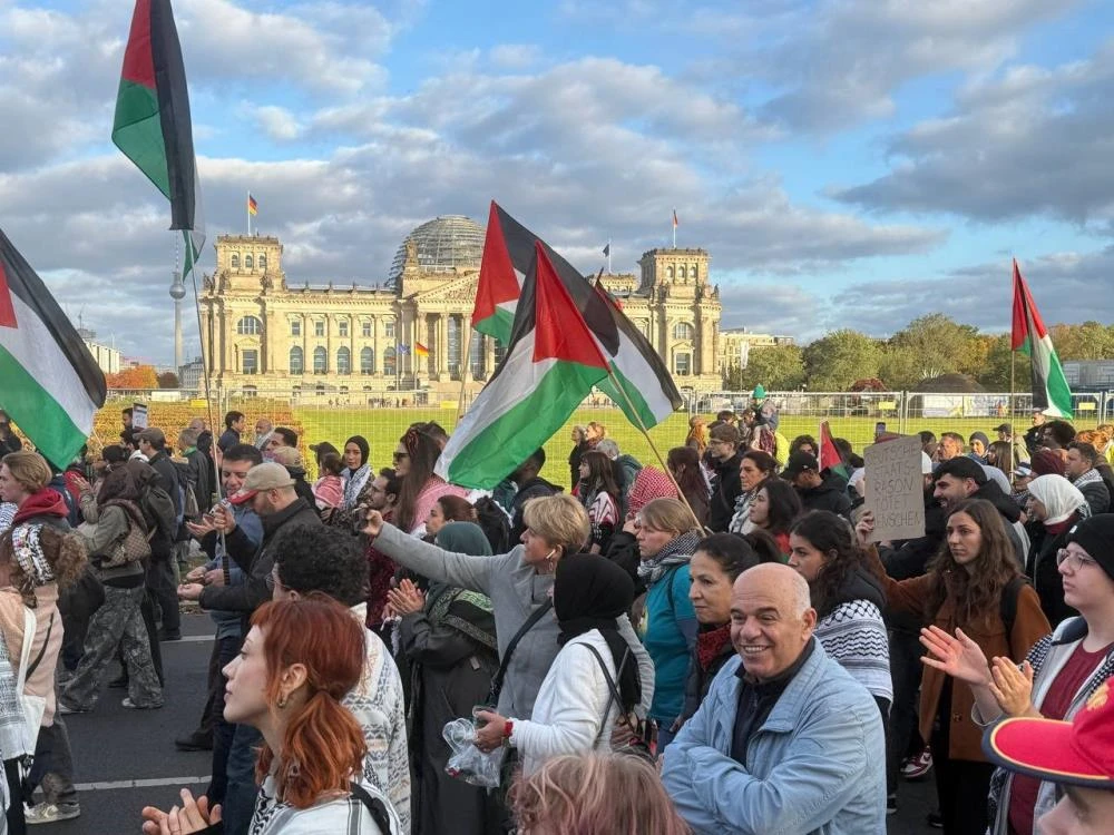 Berlin’de 16 bin kişi  Filistin’e destek gösterisinde buluştu