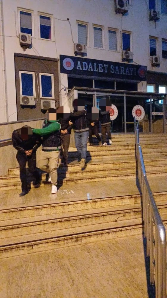 Kocaeli’de göçmen kaçakçılarına darbe: 3 organizatör tutuklandı!
