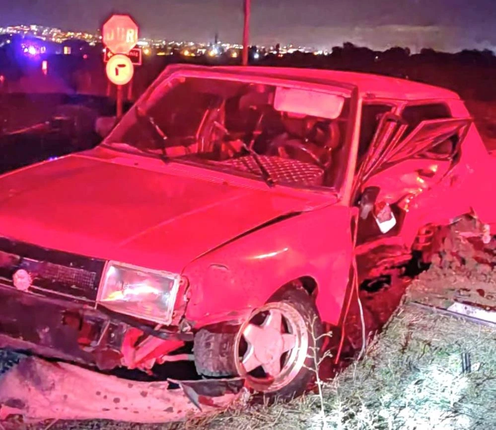 Kütahya Tavşanlı’da meydana gelen kazada 6 kişi yaralandı