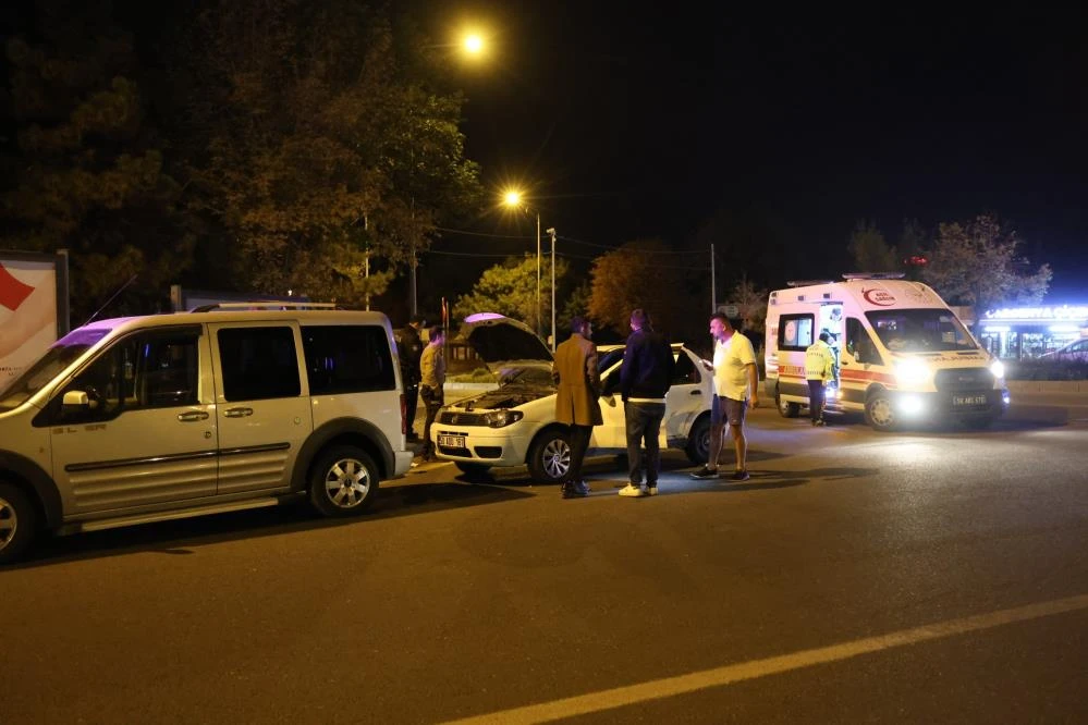 Nevşehir’de 2 yaralı kazadan yarım saat sonra kaza yaptıklarını ihbar ettiler