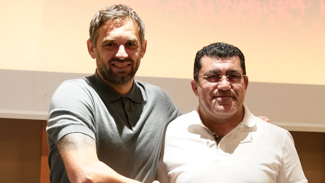 Kayserispor'da yeni dönem resmen başladı!