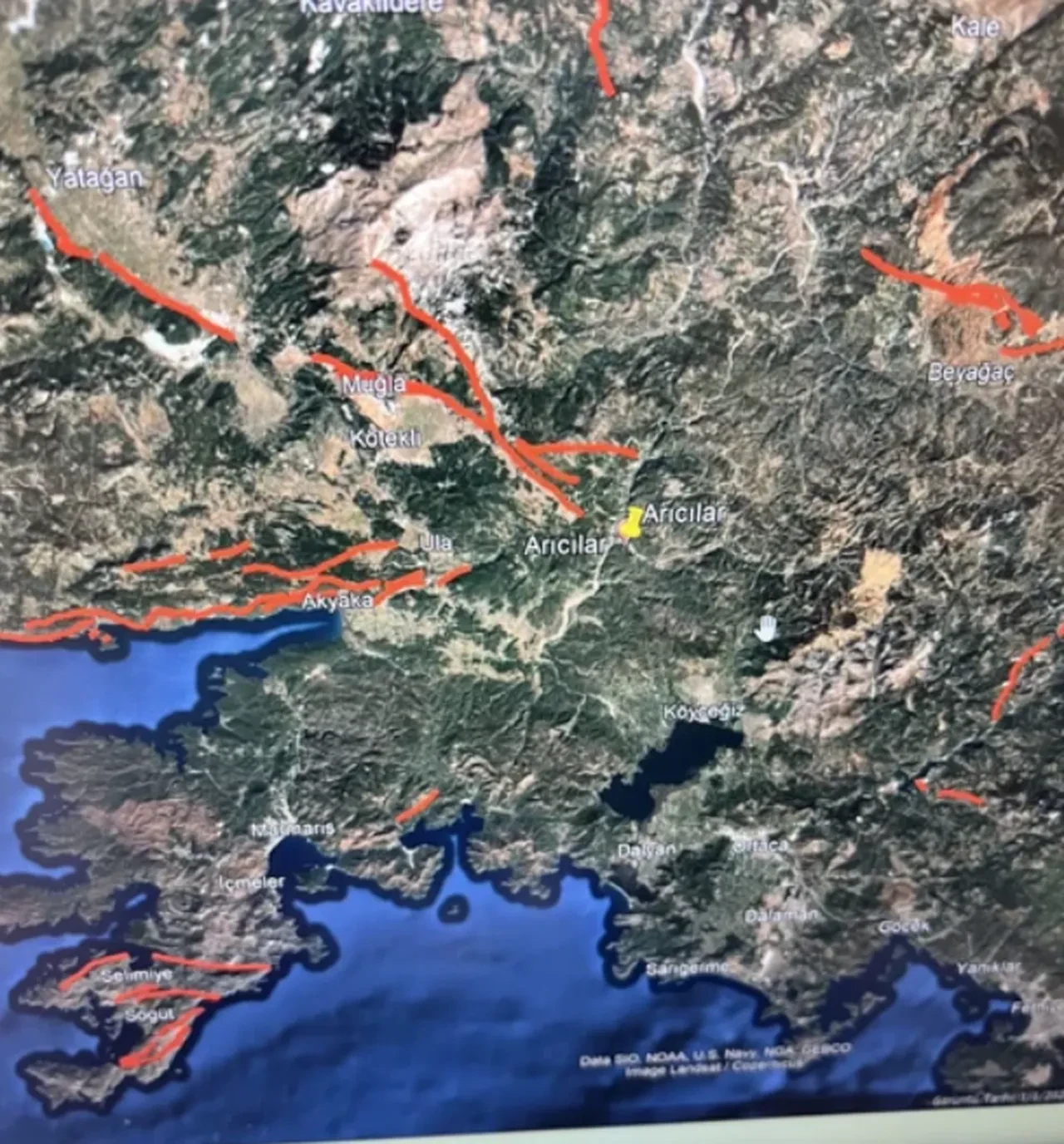 Muğla'da deprem oldu! Naci Görür'den kritik uyarı geldi